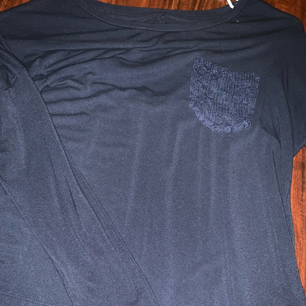 girl’s hi-low long sleeve with lace cutout! 11-12